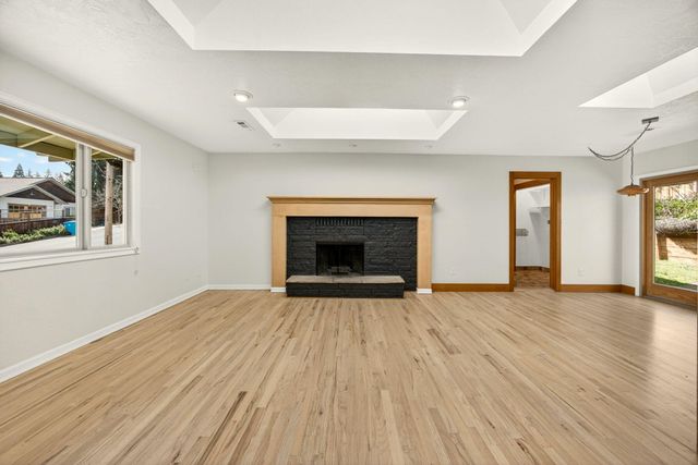 325 Taylor Street, Ashland, OR 97520