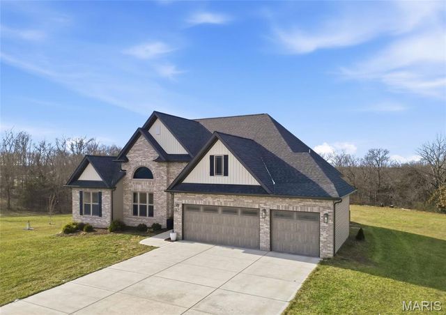 136 Eagle Fork Drive, Moscow Mills, MO 63362