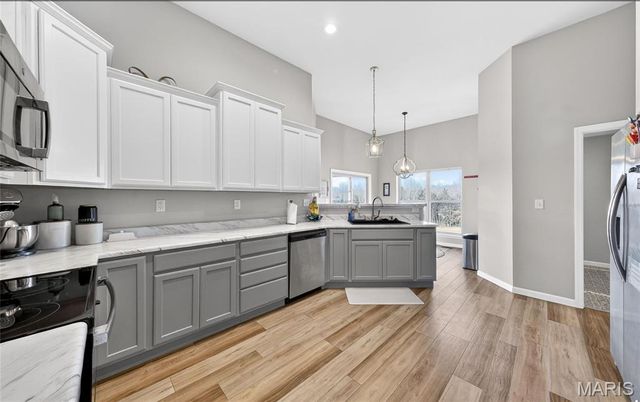 136 Eagle Fork Drive, Moscow Mills, MO 63362