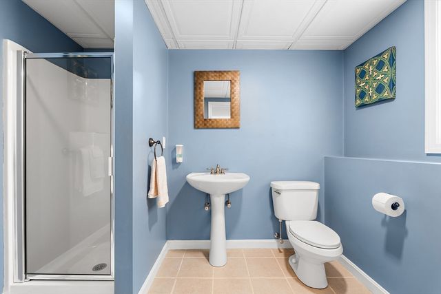 11 Peters Ln, Franklin, MA 02038