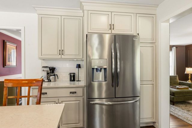 17 Thurston Drive, Lee, NH 03861