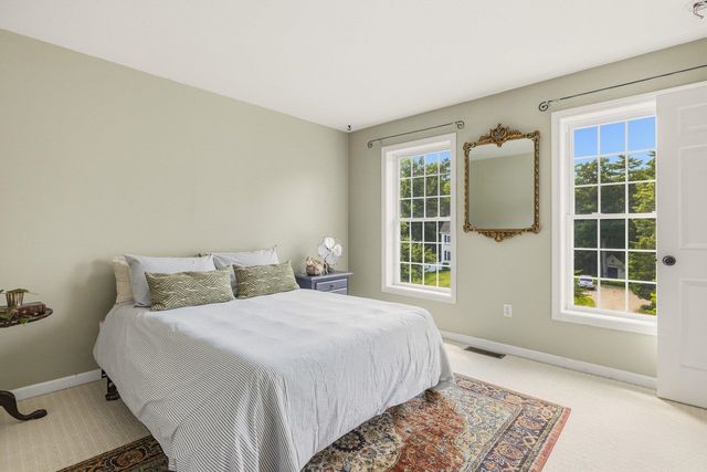 17 Thurston Drive, Lee, NH 03861