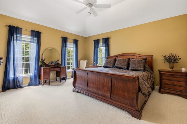 17 Thurston Drive, Lee, NH 03861