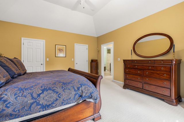 17 Thurston Drive, Lee, NH 03861