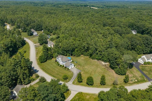 17 Thurston Drive, Lee, NH 03861