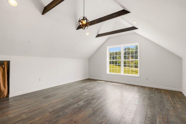 17 Thurston Drive, Lee, NH 03861