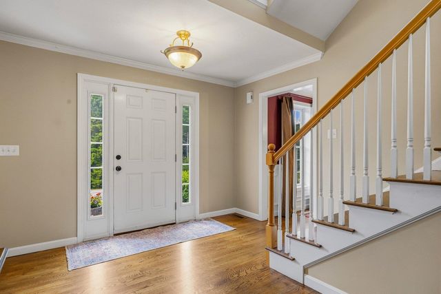 17 Thurston Drive, Lee, NH 03861