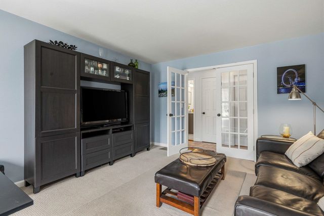 17 Thurston Drive, Lee, NH 03861