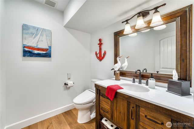 802 Jewil Dr., Fox Island, WA 98333