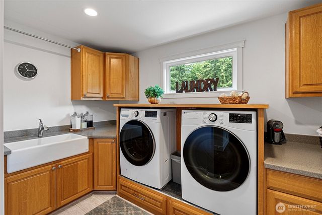 802 Jewil Dr., Fox Island, WA 98333