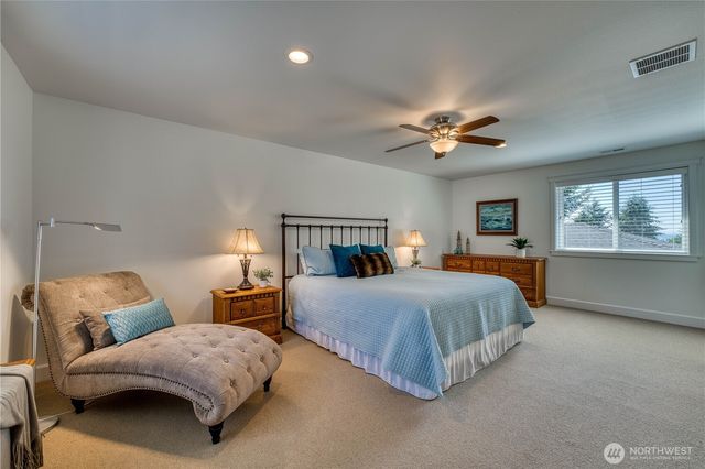 802 Jewil Dr., Fox Island, WA 98333
