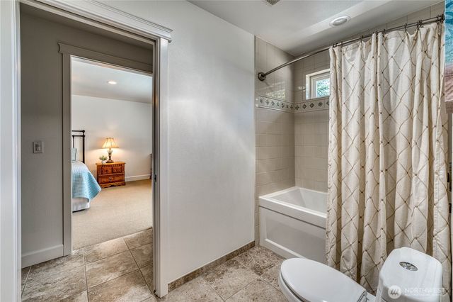 802 Jewil Dr., Fox Island, WA 98333
