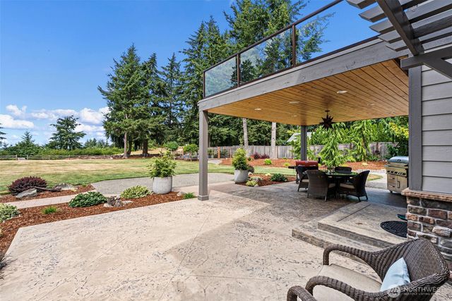 802 Jewil Dr., Fox Island, WA 98333