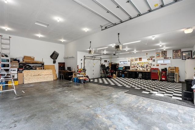 802 Jewil Dr., Fox Island, WA 98333