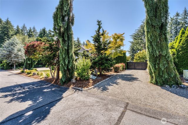 802 Jewil Dr., Fox Island, WA 98333