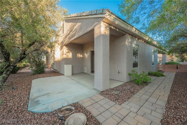 1820 Walking Path Avenue, Henderson, NV 89012