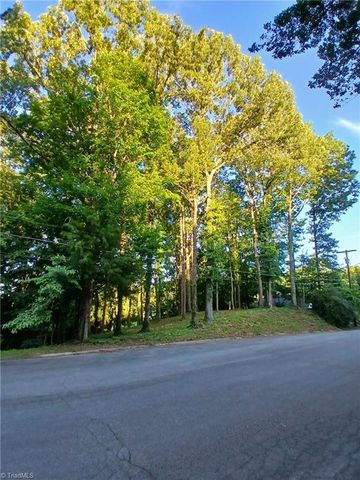 609 Isabel Drive, Lexington, NC 27292