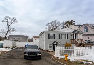 14 Walnut Street, Wyandanch, NY 11798