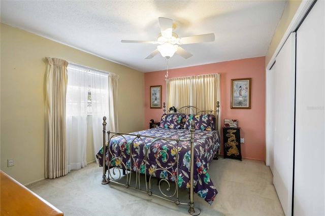 3801 CHINABERRY, Bradenton, FL 34208