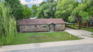 211 Boston Street, Prairie Grove, AR 72753