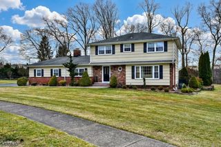 237 Glenwood Dr, North Haledon Boro, NJ 07508