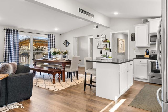 507 Short St, Athens, TN 37303