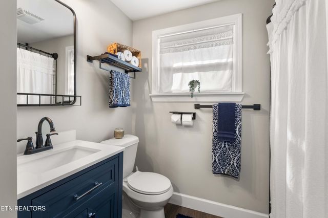 507 Short St, Athens, TN 37303