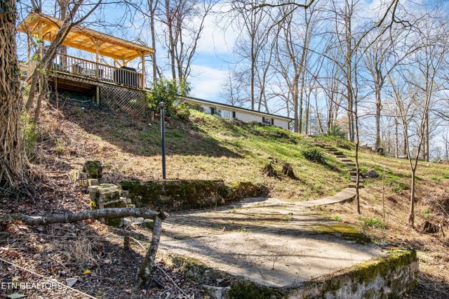 507 Short St, Athens, TN 37303