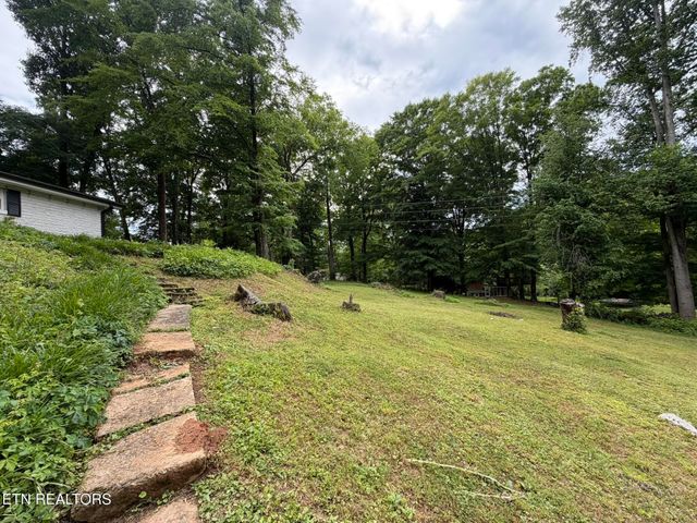 507 Short St, Athens, TN 37303