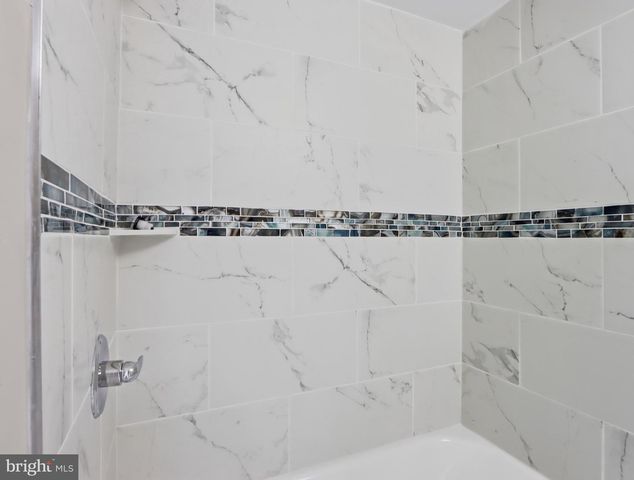 42 WINTERS LN, Baltimore, MD 21228