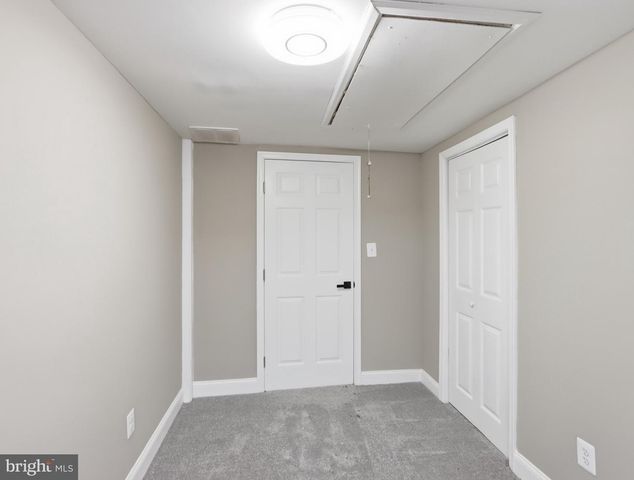 42 WINTERS LN, Baltimore, MD 21228