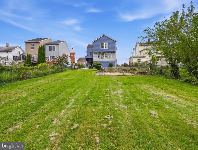 42 WINTERS LN, Baltimore, MD 21228