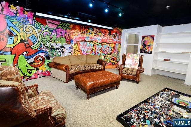 82 Copley Avenue, Teaneck, NJ 07666