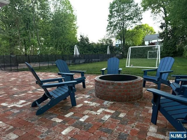 82 Copley Avenue, Teaneck, NJ 07666