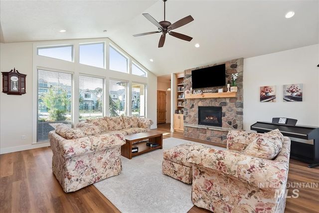 6810 S Pemberley Way, Meridian, ID 83642