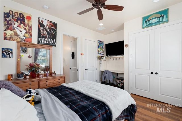 6810 S Pemberley Way, Meridian, ID 83642