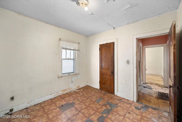 910 Woodward Avenue, Toledo, OH 43608