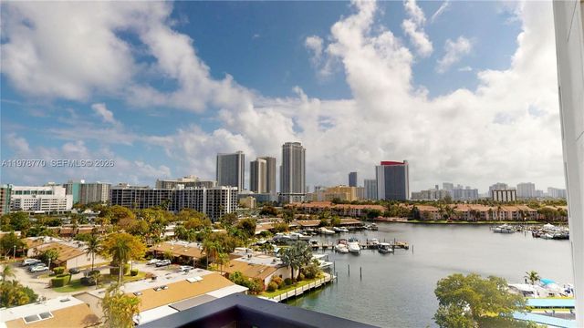 2500 PARKVIEW DR 902, Hallandale Beach, FL 33009