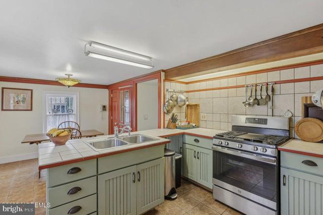 408 N NORTH MAIN ST, Barnegat, NJ 08005