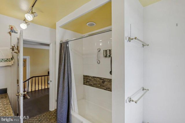 408 N NORTH MAIN ST, Barnegat, NJ 08005