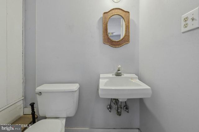 408 N NORTH MAIN ST, Barnegat, NJ 08005