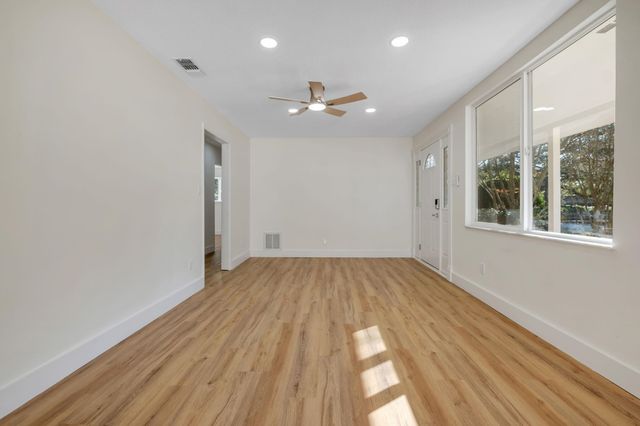 2648 ONYX Trail, Tallahassee, FL 32303