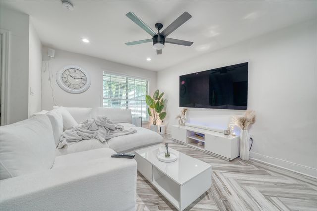 5911 Dawnridge Drive, Houston, TX 77035