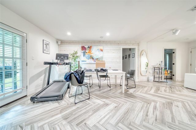5911 Dawnridge Drive, Houston, TX 77035