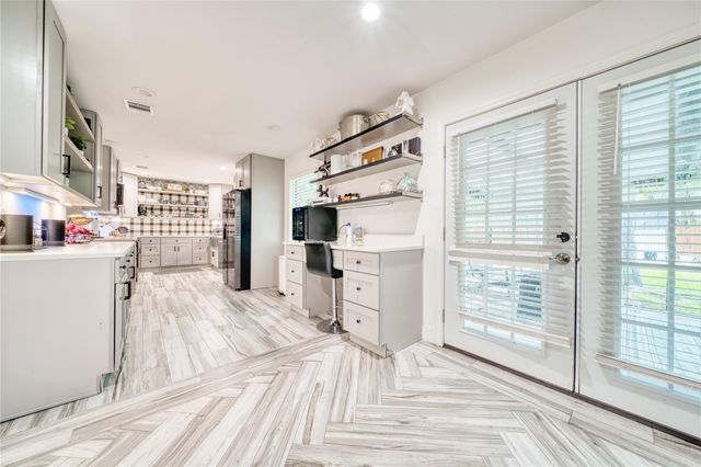 5911 Dawnridge Drive, Houston, TX 77035