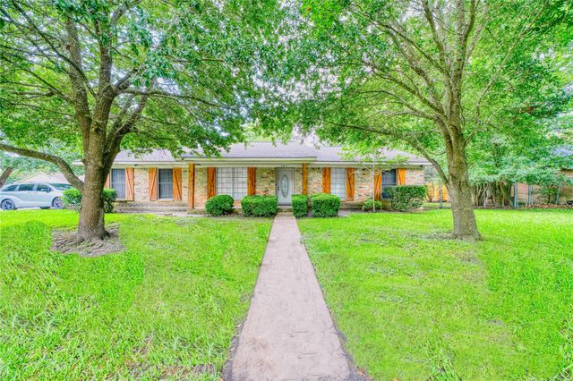 5911 Dawnridge Drive, Houston, TX 77035
