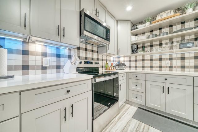 5911 Dawnridge Drive, Houston, TX 77035