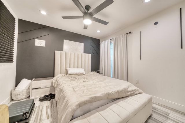 5911 Dawnridge Drive, Houston, TX 77035