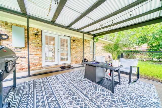 5911 Dawnridge Drive, Houston, TX 77035