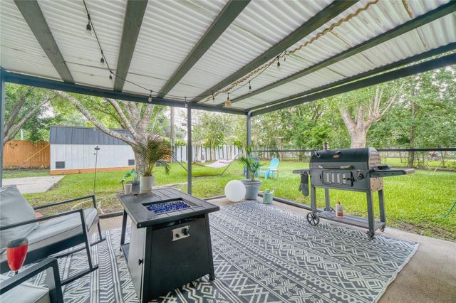 5911 Dawnridge Drive, Houston, TX 77035